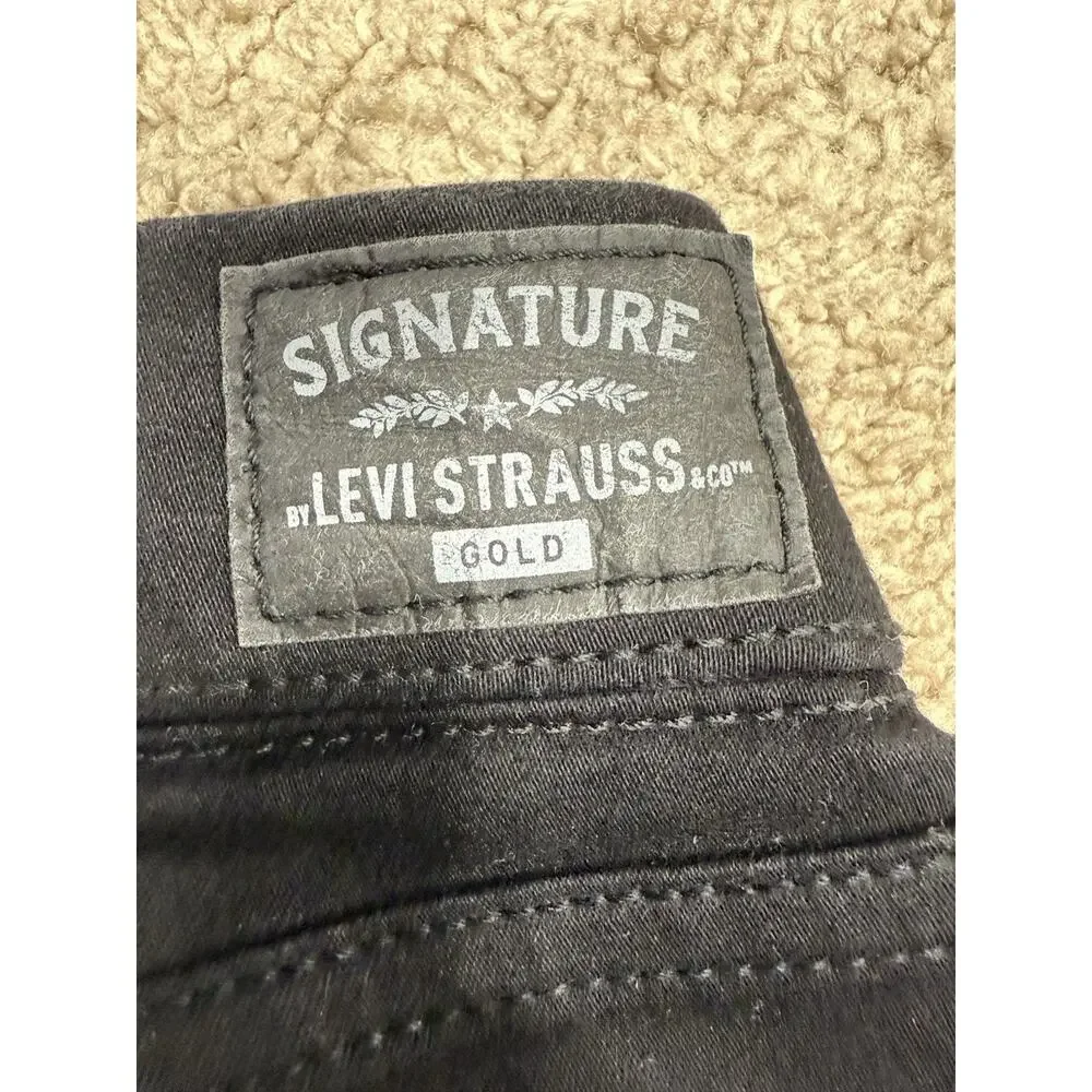 Levi Signature Gold Pull On Skinny Jeans Black 28x30 Women’s‎